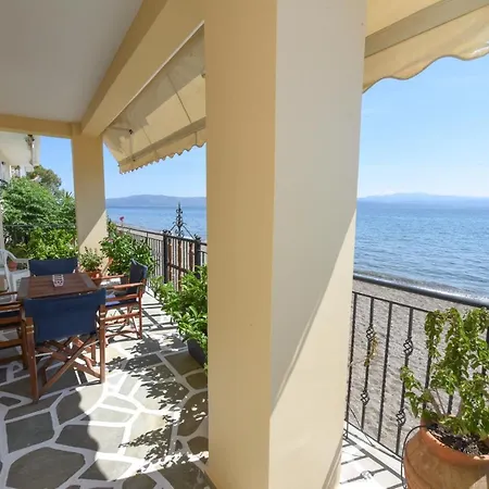 Jeannet's Beach House Holiday home *